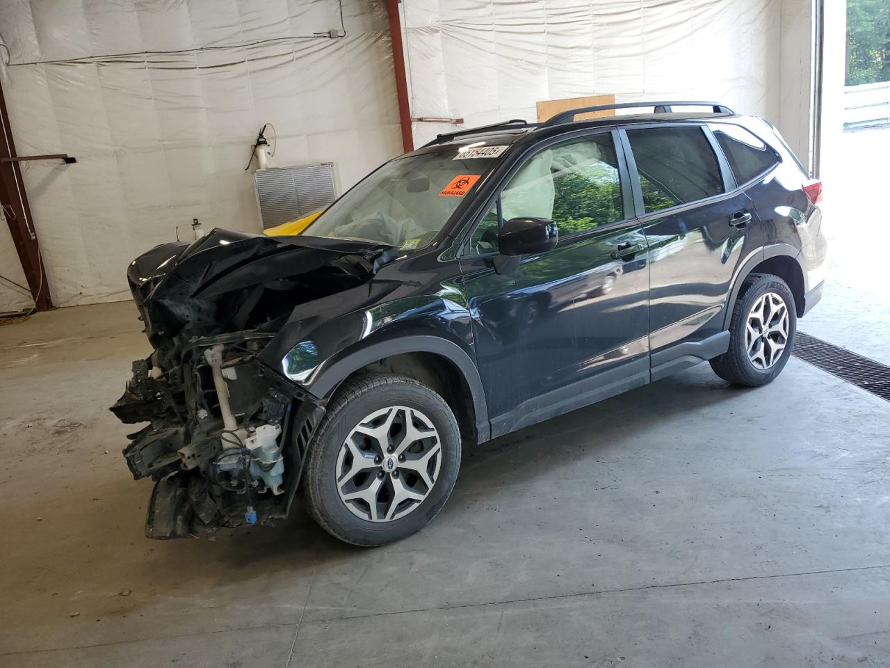 SUBARU FORESTER PREMIUM