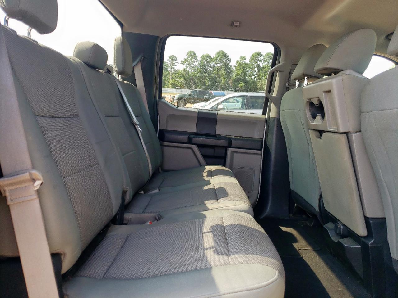 FORD F-350 SUPER DUTY