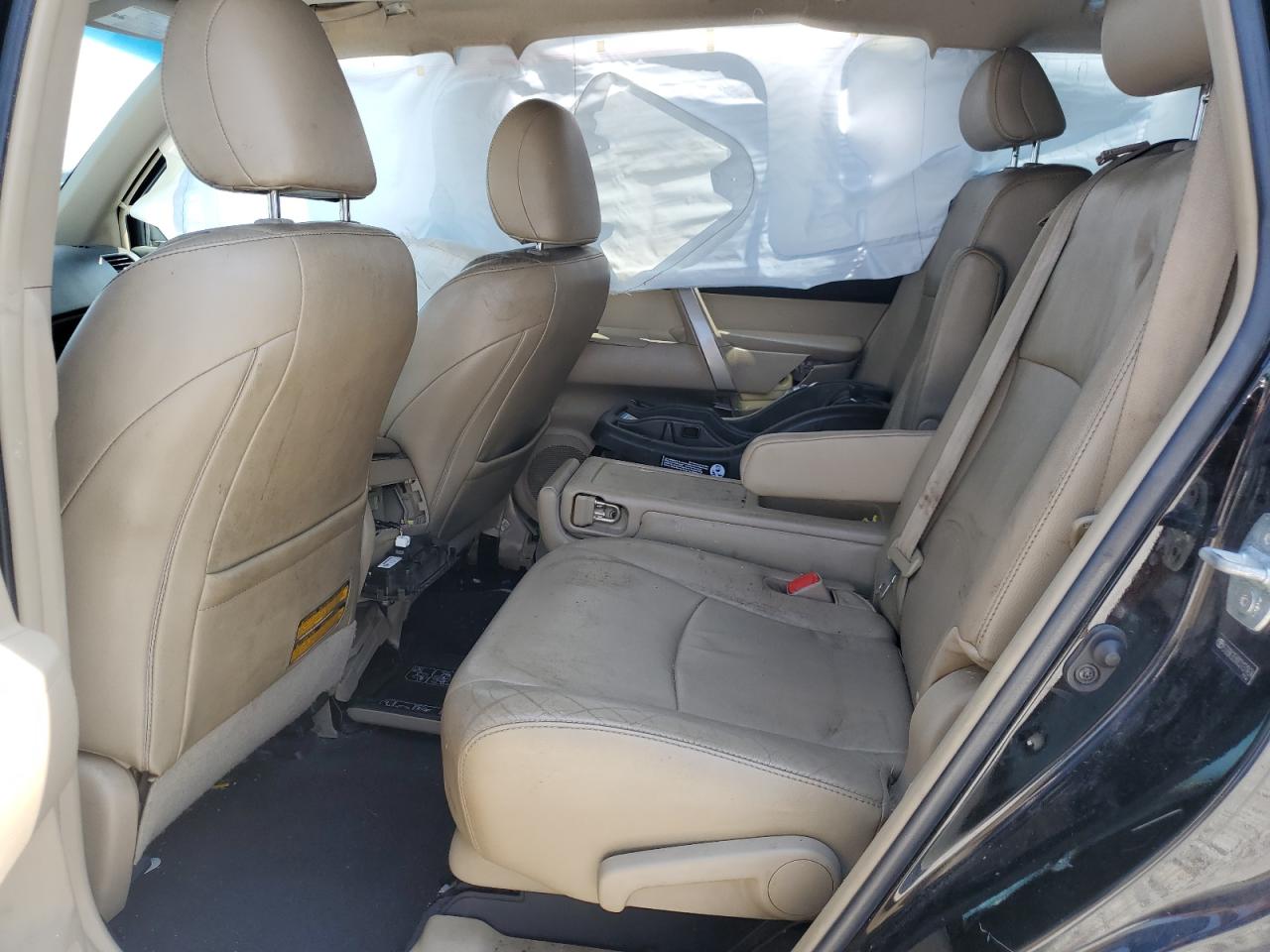 TOYOTA HIGHLANDER BASE