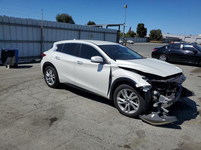 2017 INFINITI QX30 BASE SJKCH5CP6HA039576