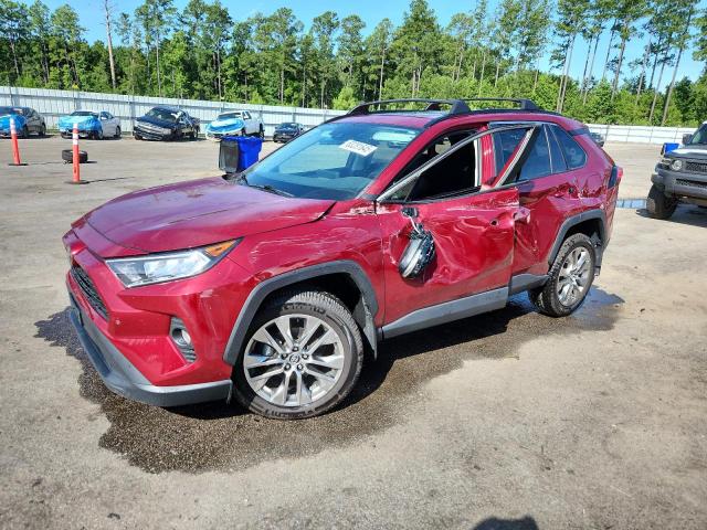 Vin: 2t3c1rfv1lw065313, lot: 63281645, toyota rav4 xle premium 2020 img_1