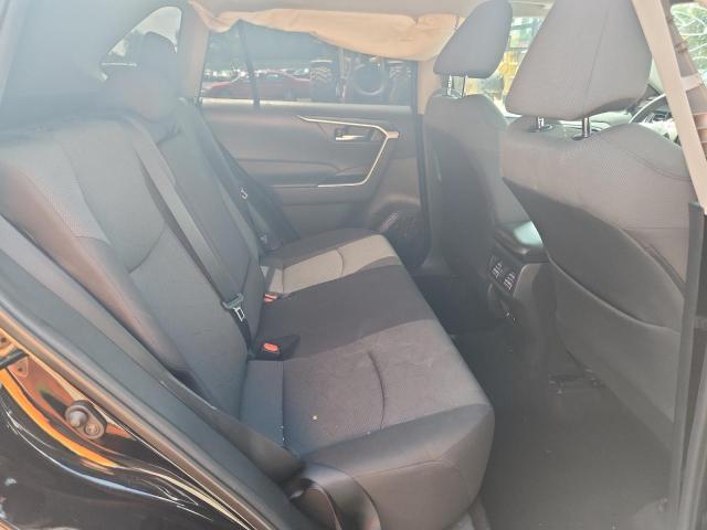 2021 TOYOTA RAV4 XLE - 2T3P1RFV2MC185805