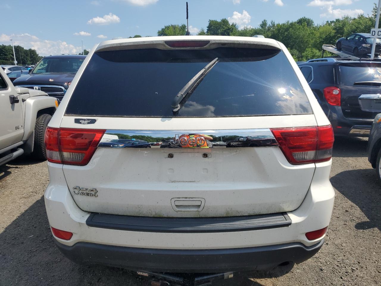 JEEP GRAND CHEROKEE LAREDO