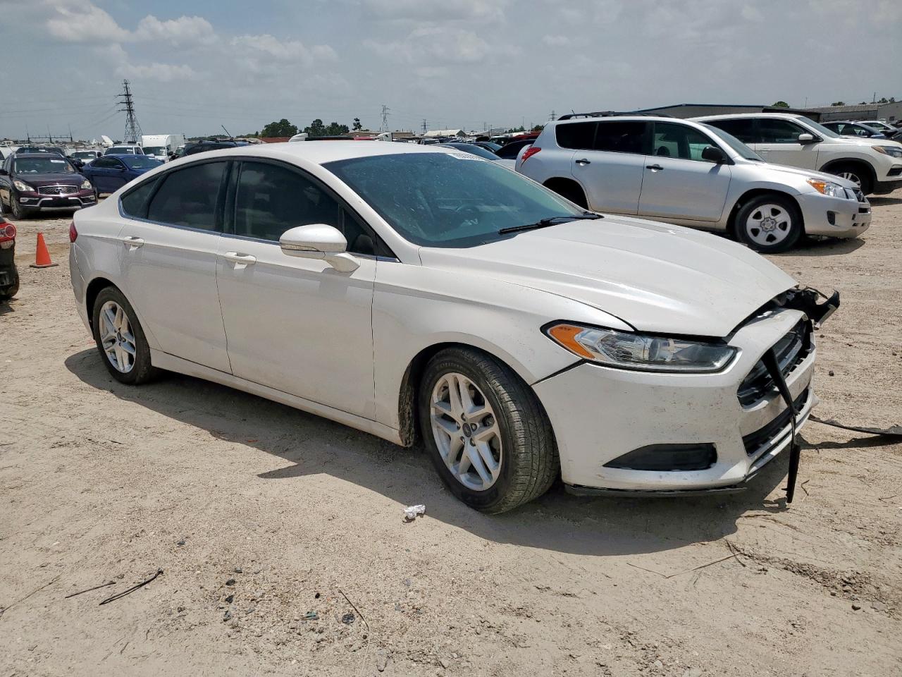FORD FUSION SE