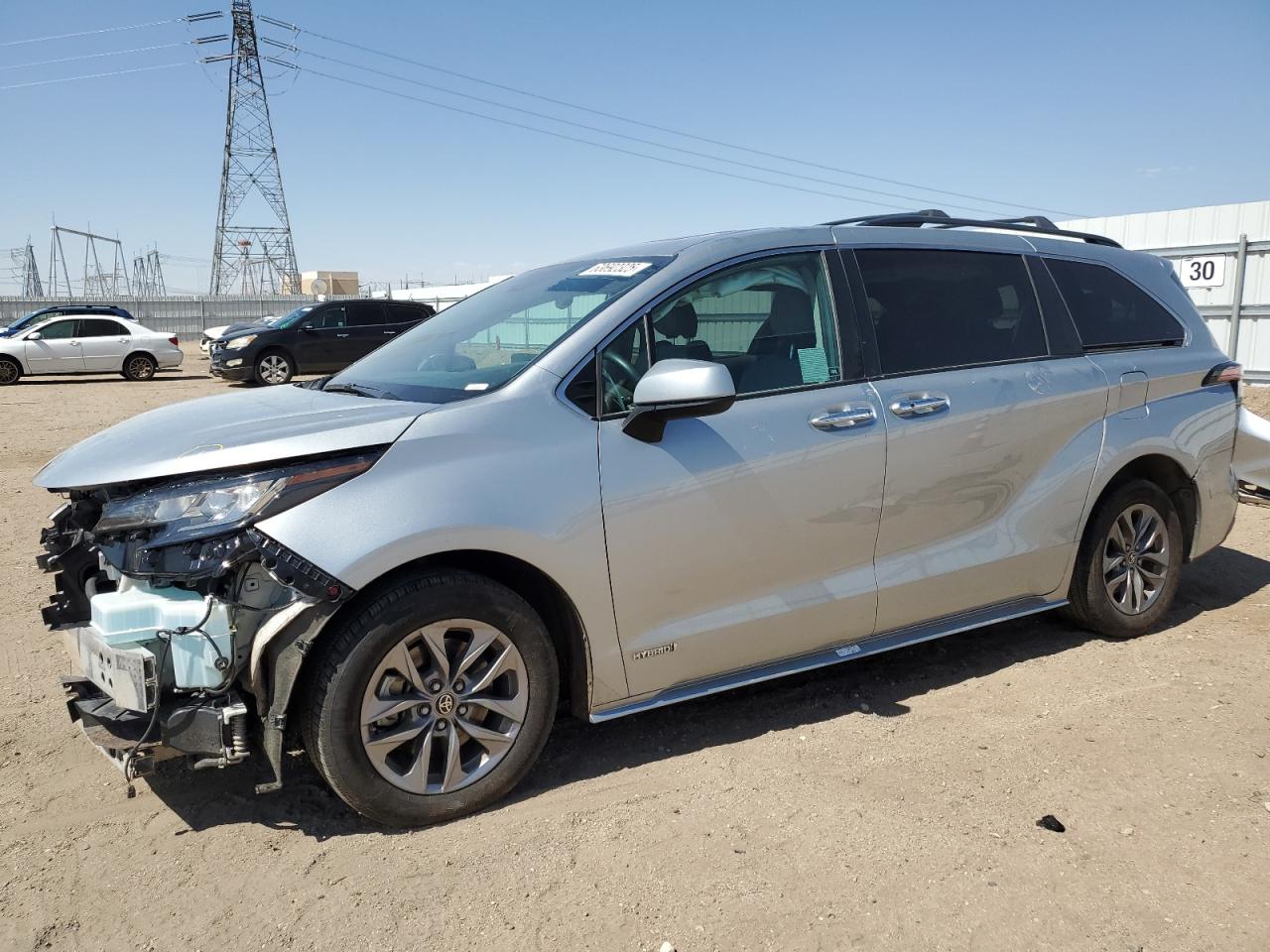 TOYOTA SIENNA XLE