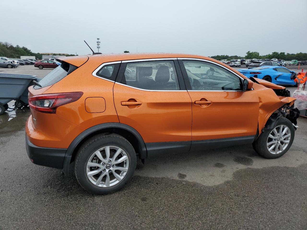 NISSAN ROGUE SPORT S