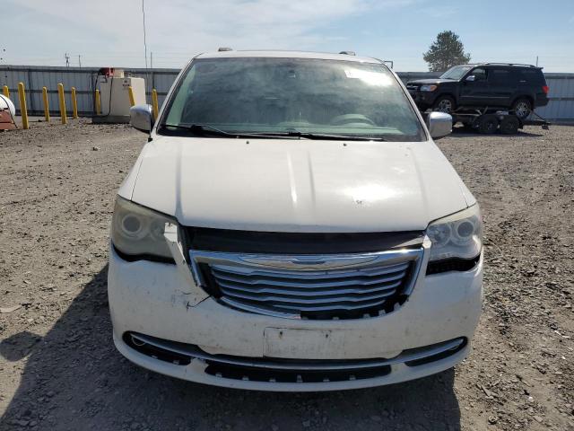 2013 CHRYSLER TOWN & COU - 2C4RC1GG8DR588412