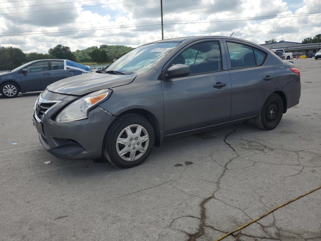 NISSAN VERSA S