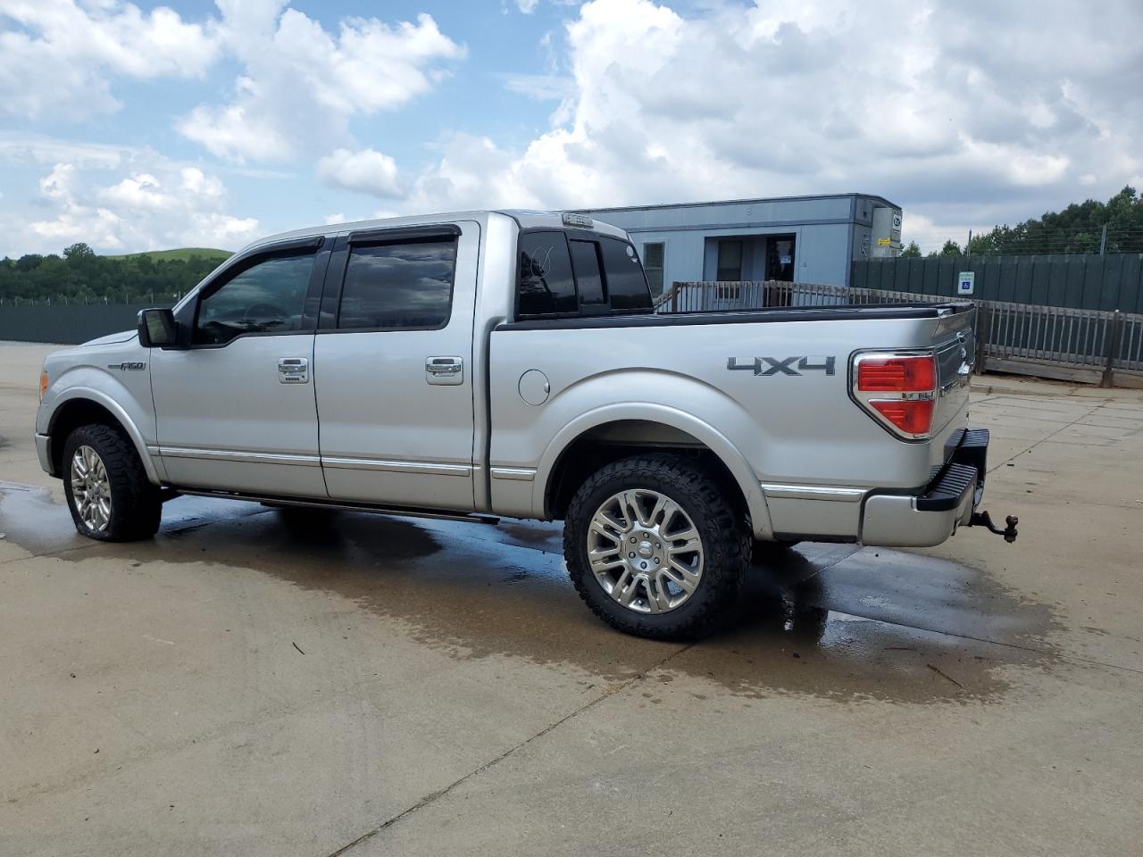 Lot #3303654927 2010 FORD F150 SUPER