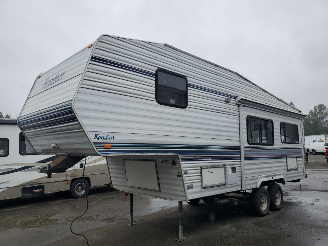 Lot #3192613803 1995 KOMFORT FIFTH WHEEL