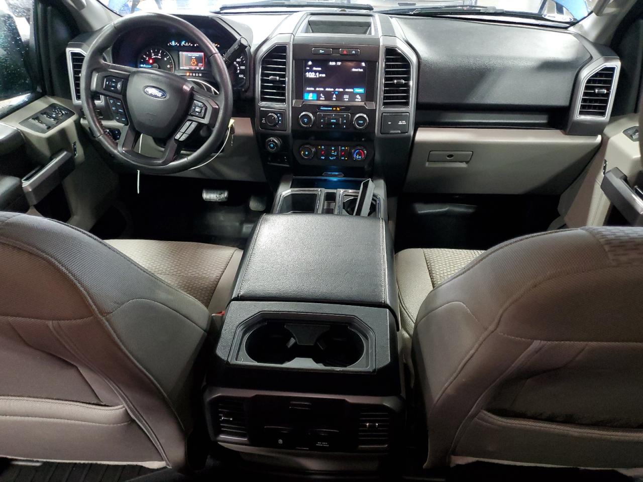 FORD F-150 SUPERCREW