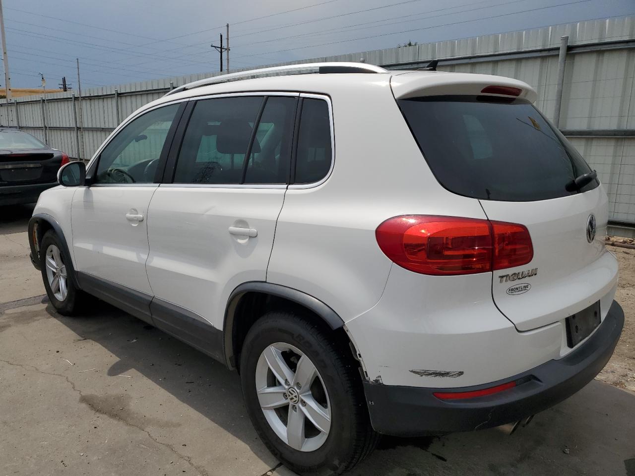 VOLKSWAGEN TIGUAN S