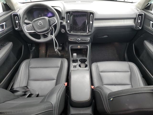 2025 VOLVO XC40 CORE YV4L12UJ6S2472054