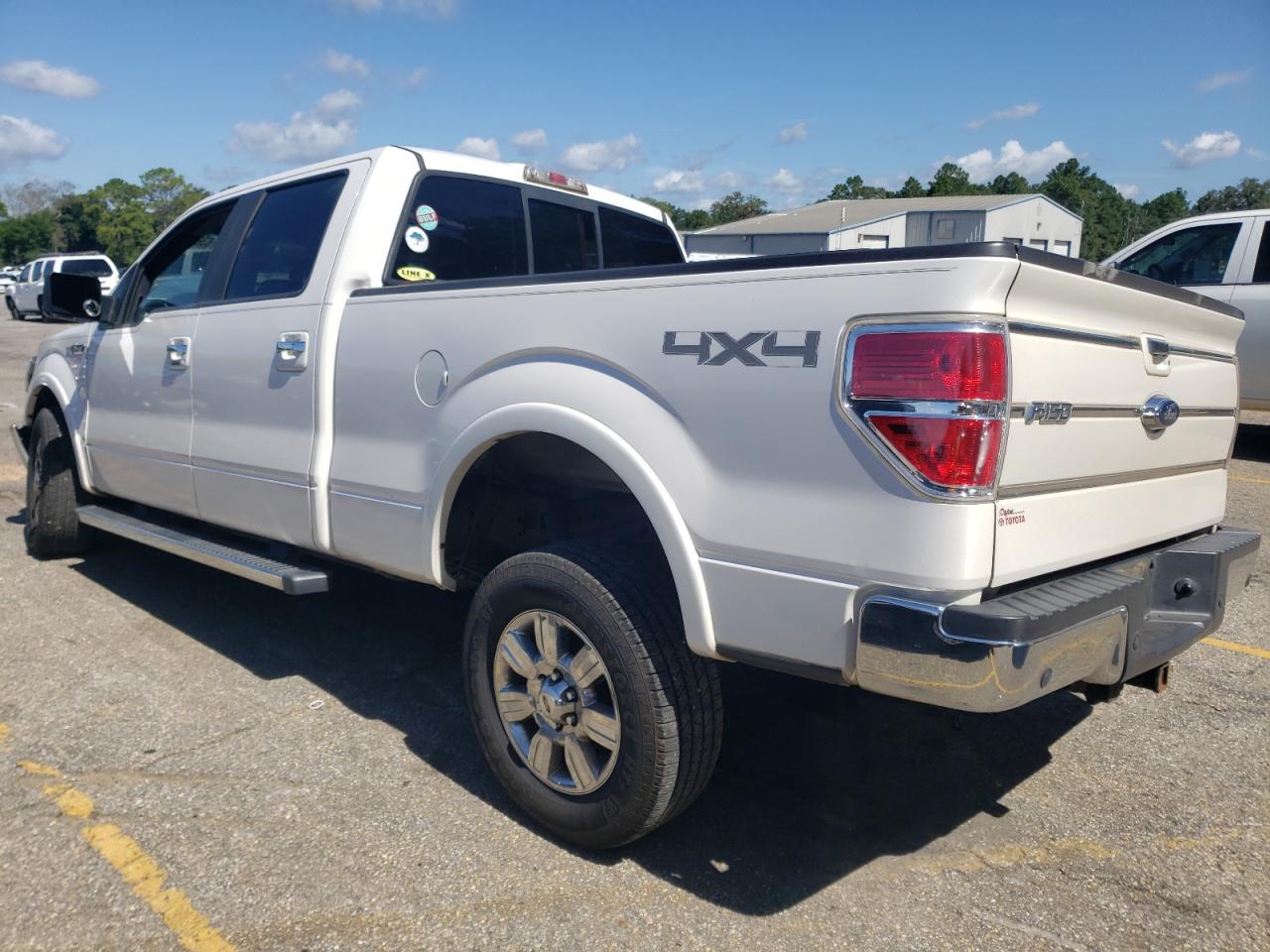 FORD F-150 SUPERCREW