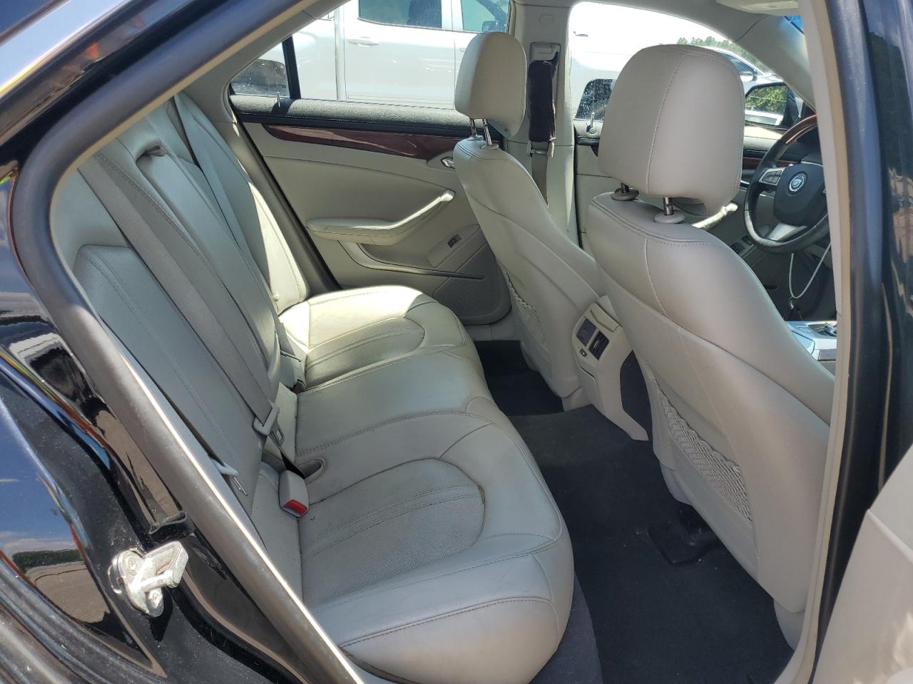 CADILLAC CTS LUXURY COLLECTION