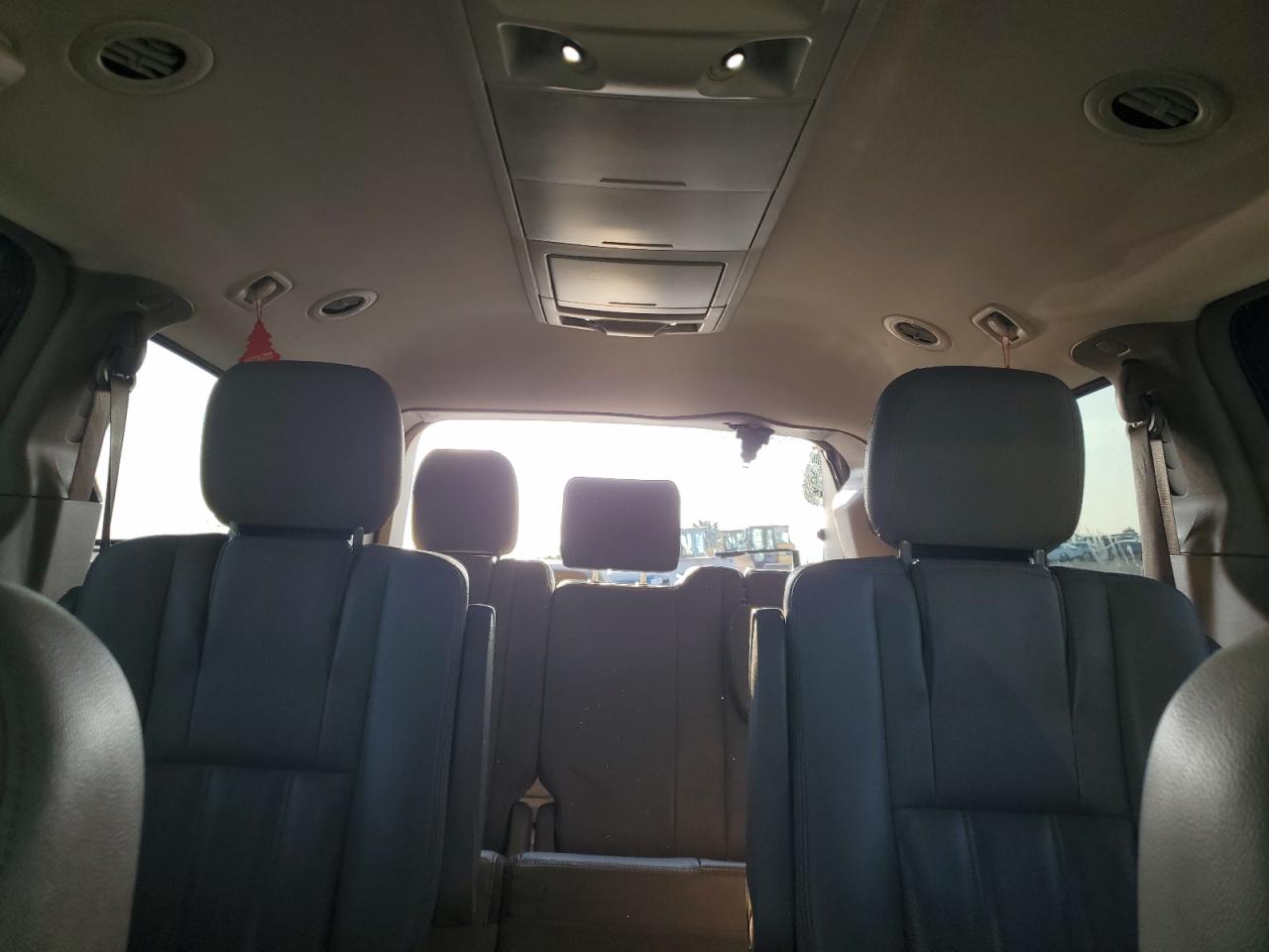 CHRYSLER TOWN & COUNTRY TOURING