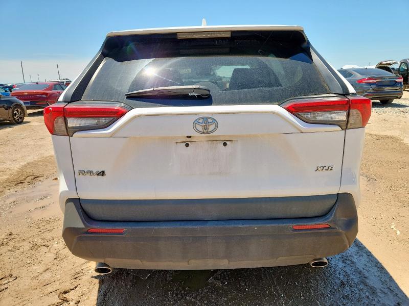 2020 TOYOTA RAV4 XLE P 2T3C1RFV5LW073060