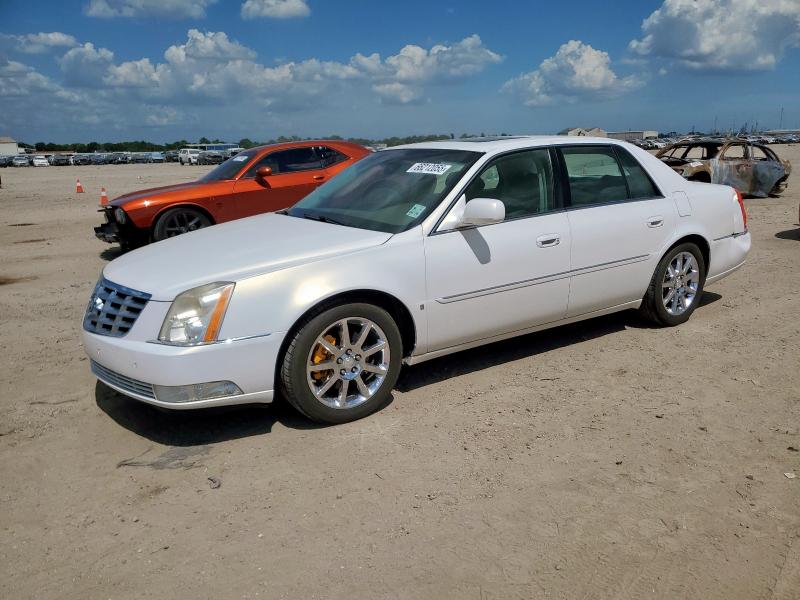 CADILLAC DTS