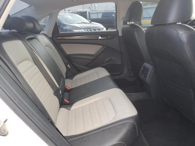 2015 VOLKSWAGEN PASSAT SE 1VWBT7A34FC071532