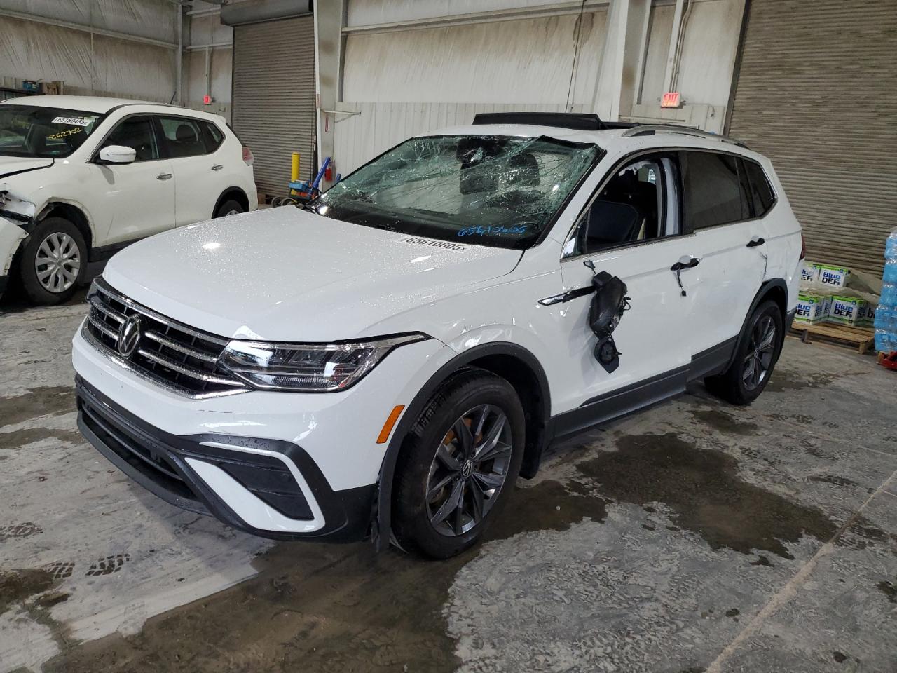 VOLKSWAGEN TIGUAN SE