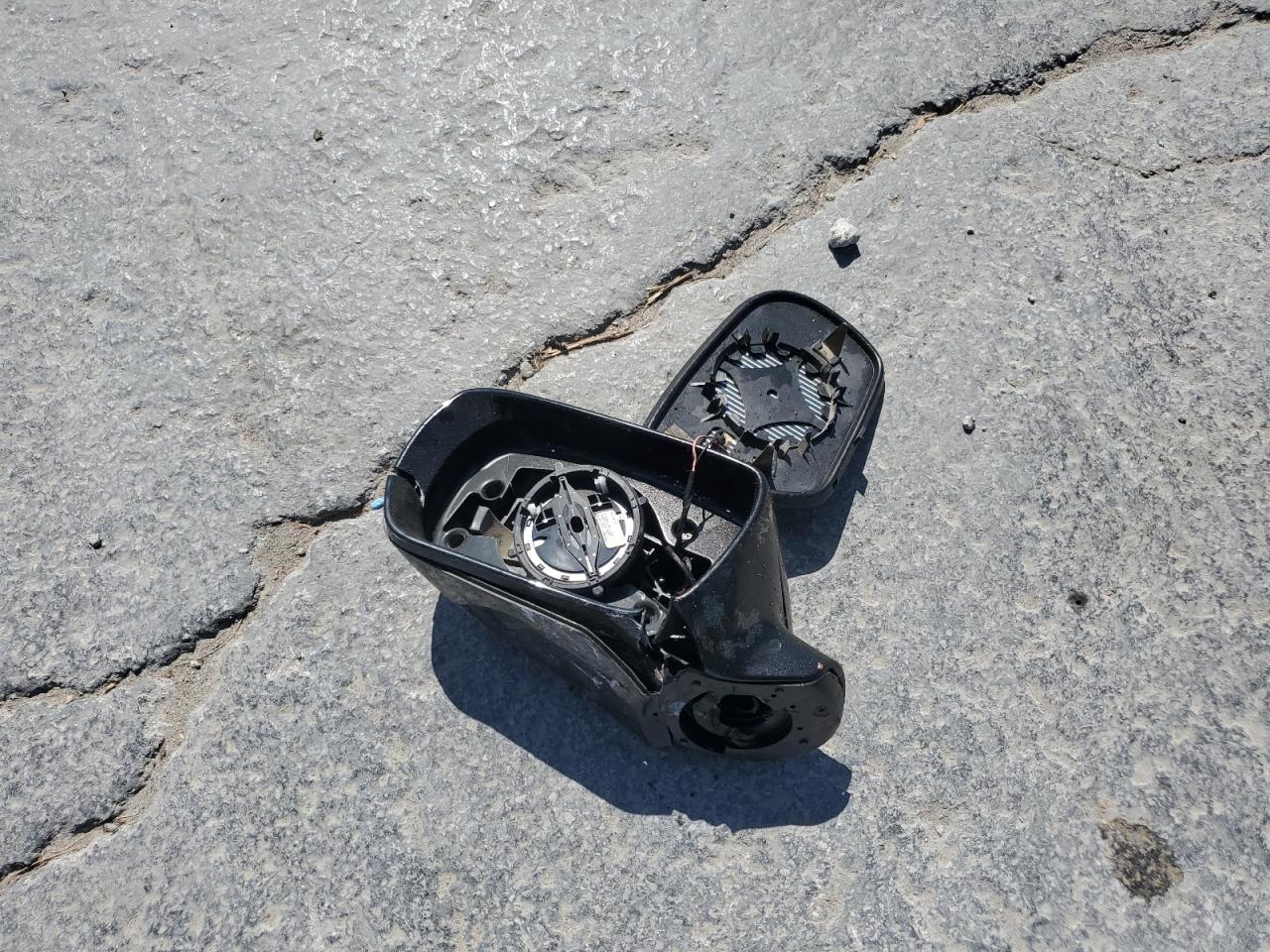 Lot #3230337650 2013 HYUNDAI SANTA FE S