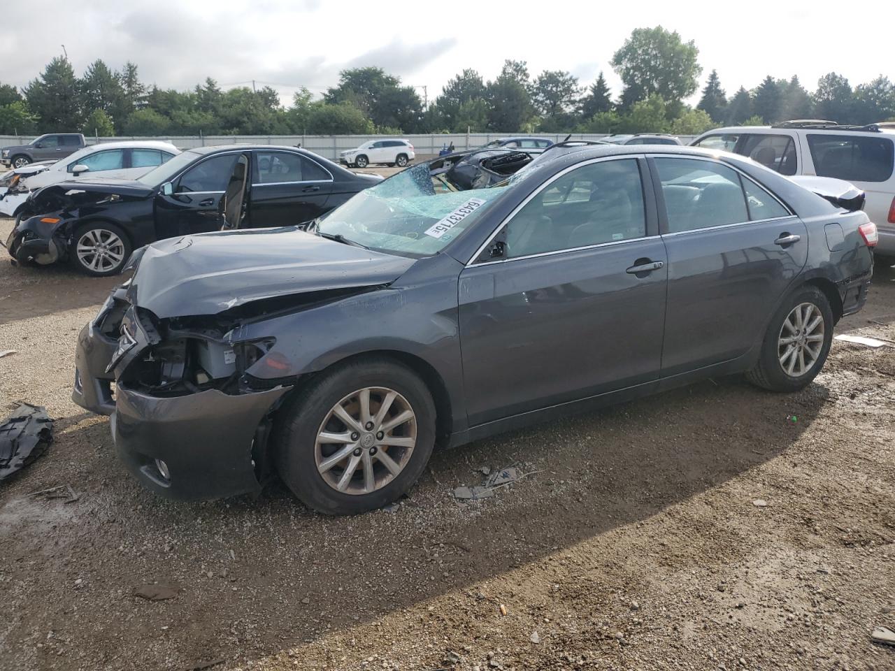 TOYOTA CAMRY SE