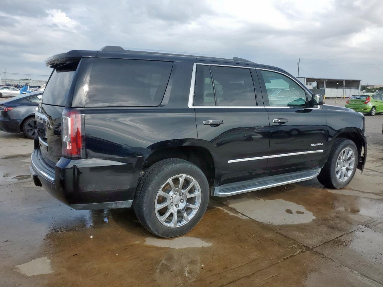 GMC YUKON DENALI