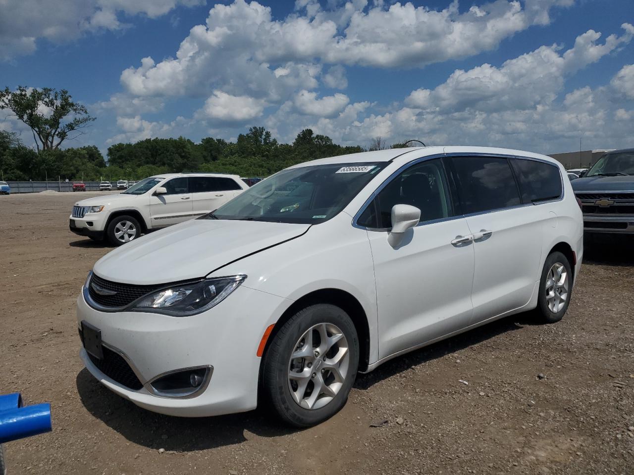 CHRYSLER PACIFICA TOURING