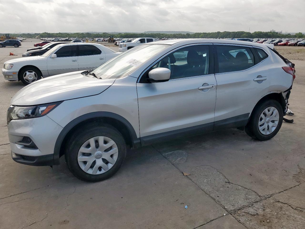 NISSAN ROGUE SPORT S