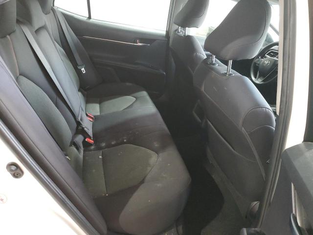2018 TOYOTA CAMRY L 4T1B11HK6JU577901