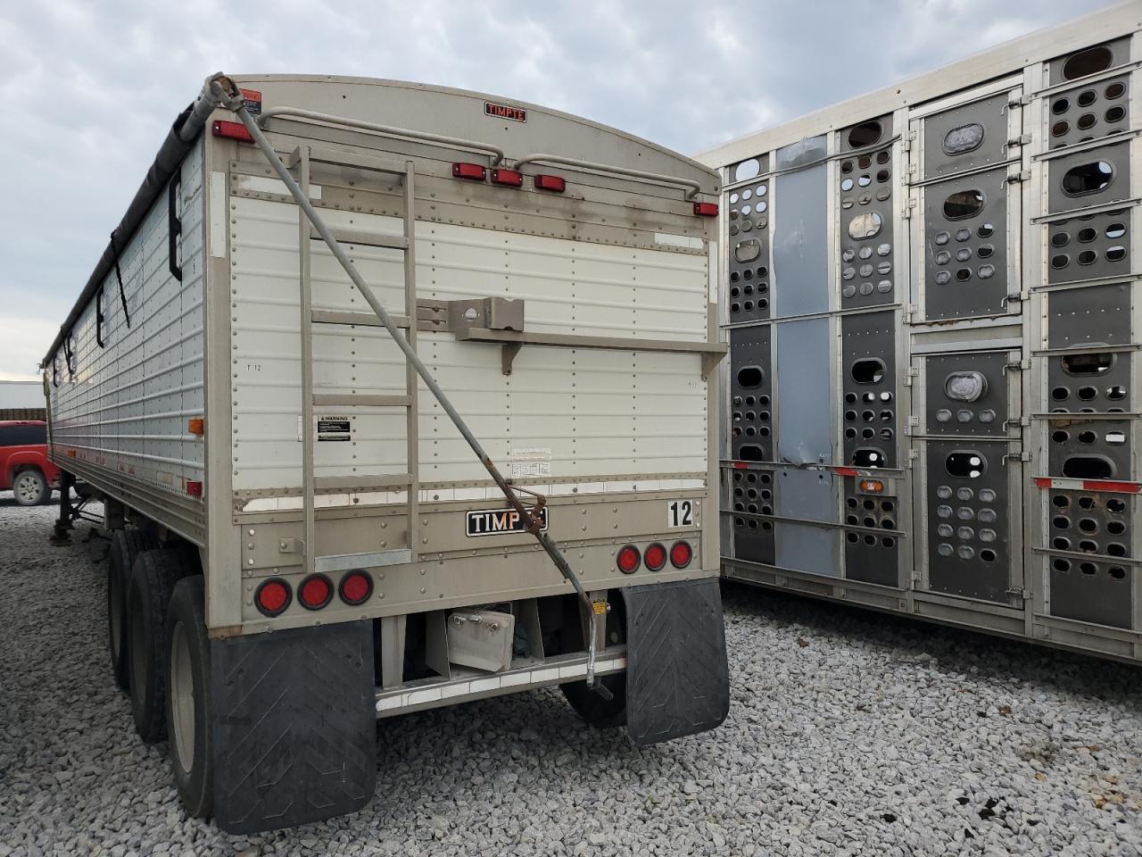 Lot #3215470753 2001 TIMP HOPPER