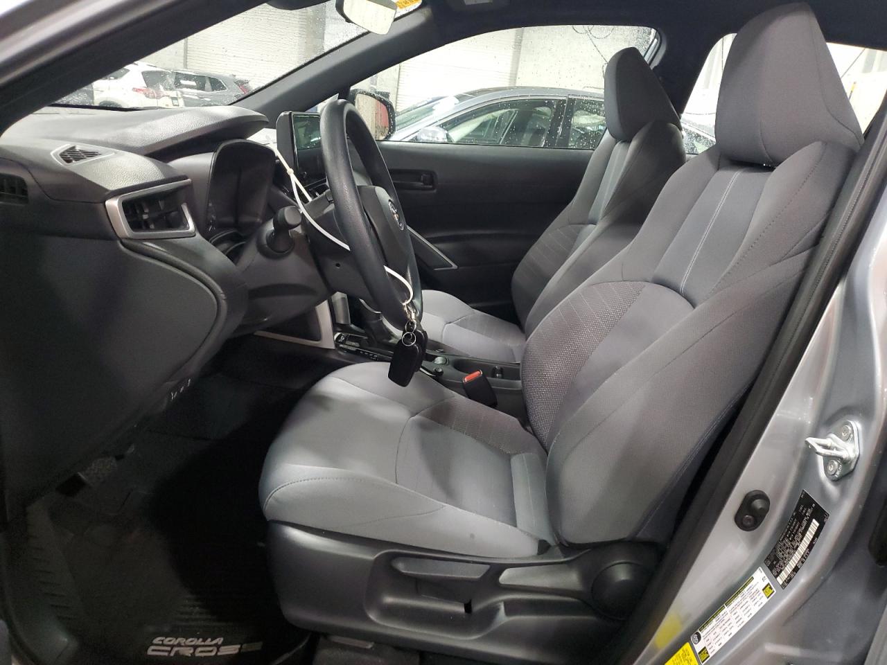 TOYOTA COROLLA CROSS SE