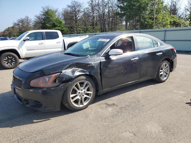 NISSAN MAXIMA S