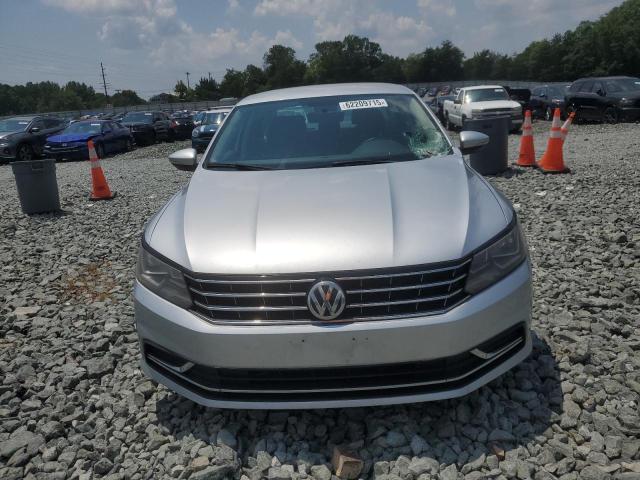2017 VOLKSWAGEN PASSAT S 1VWAT7A3XHC069587