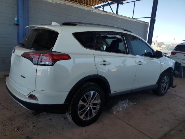 2018 TOYOTA RAV4 HV LE JTMRJREV1JD237331