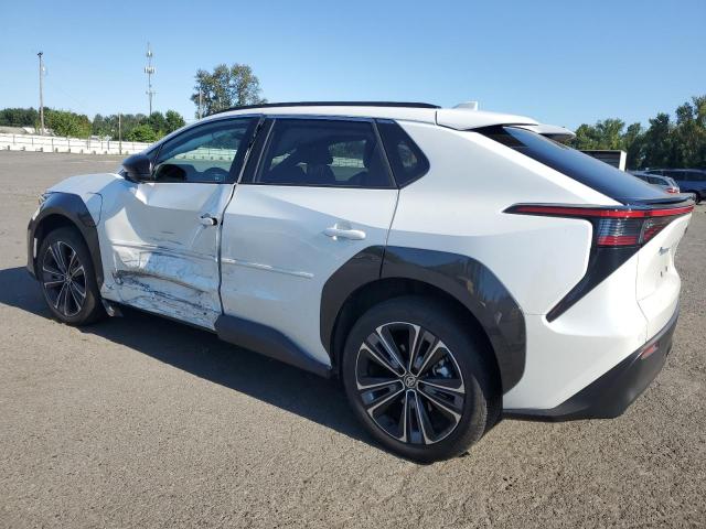 2023 TOYOTA BZ4X XLE JTMABACA5PA022766
