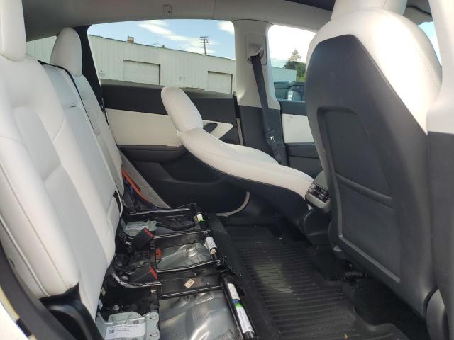 2021 TESLA MODEL Y 5YJYGDEE3MF063174