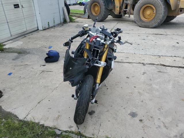 2015 BMW S 1000 R WB10D120XFZ199941