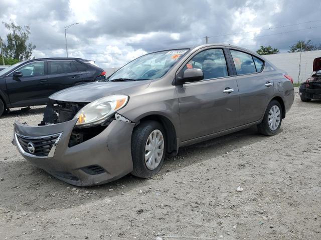 NISSAN VERSA S