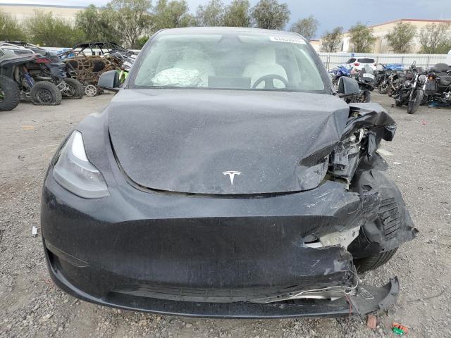 2024 TESLA MODEL Y 7SAYGDED7RF120011