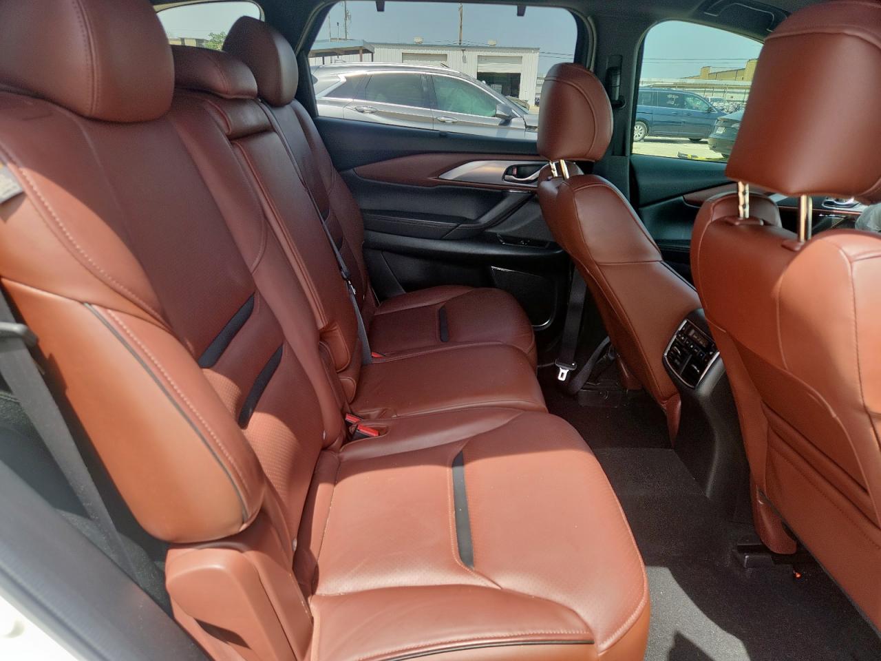 MAZDA CX-9 SIGNATURE