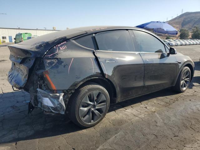 2024 TESLA MODEL Y 7SAYGDED0RF209659