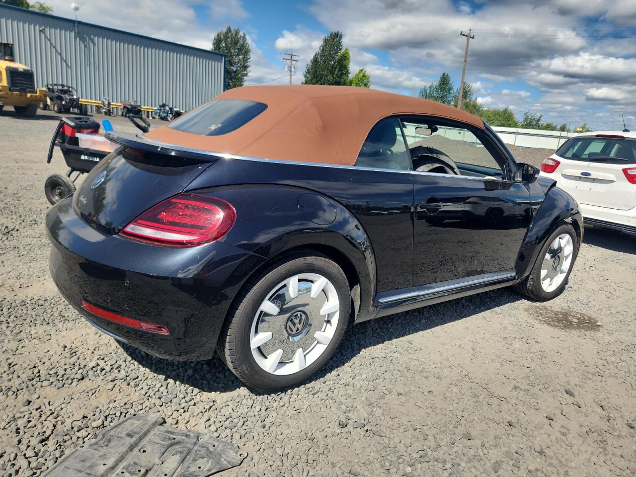 VOLKSWAGEN BEETLE S