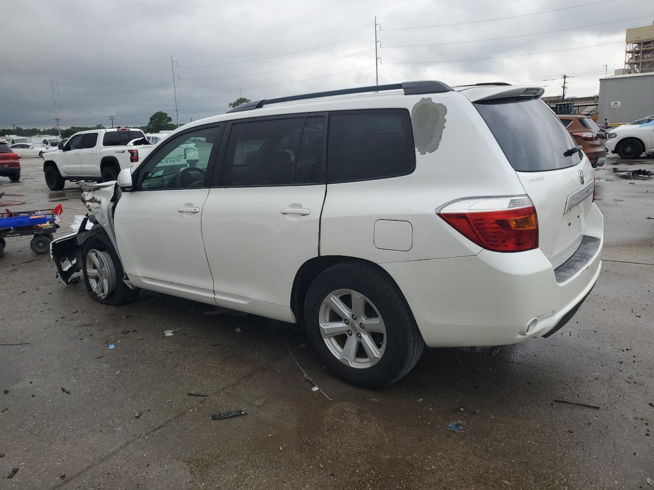 TOYOTA HIGHLANDER