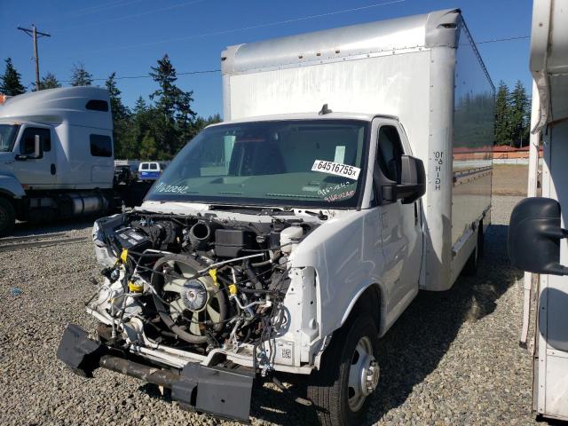 GMC SAVANA CUT 2021 white  gas 7GZ37TC7XMN009156 photo #1