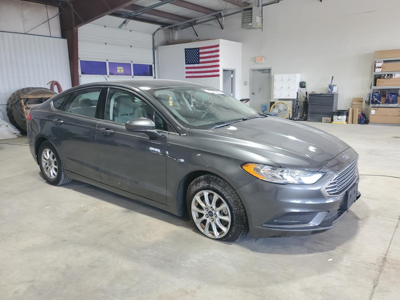 FORD FUSION S