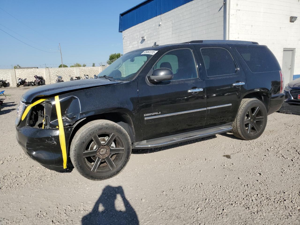 GMC YUKON DENALI