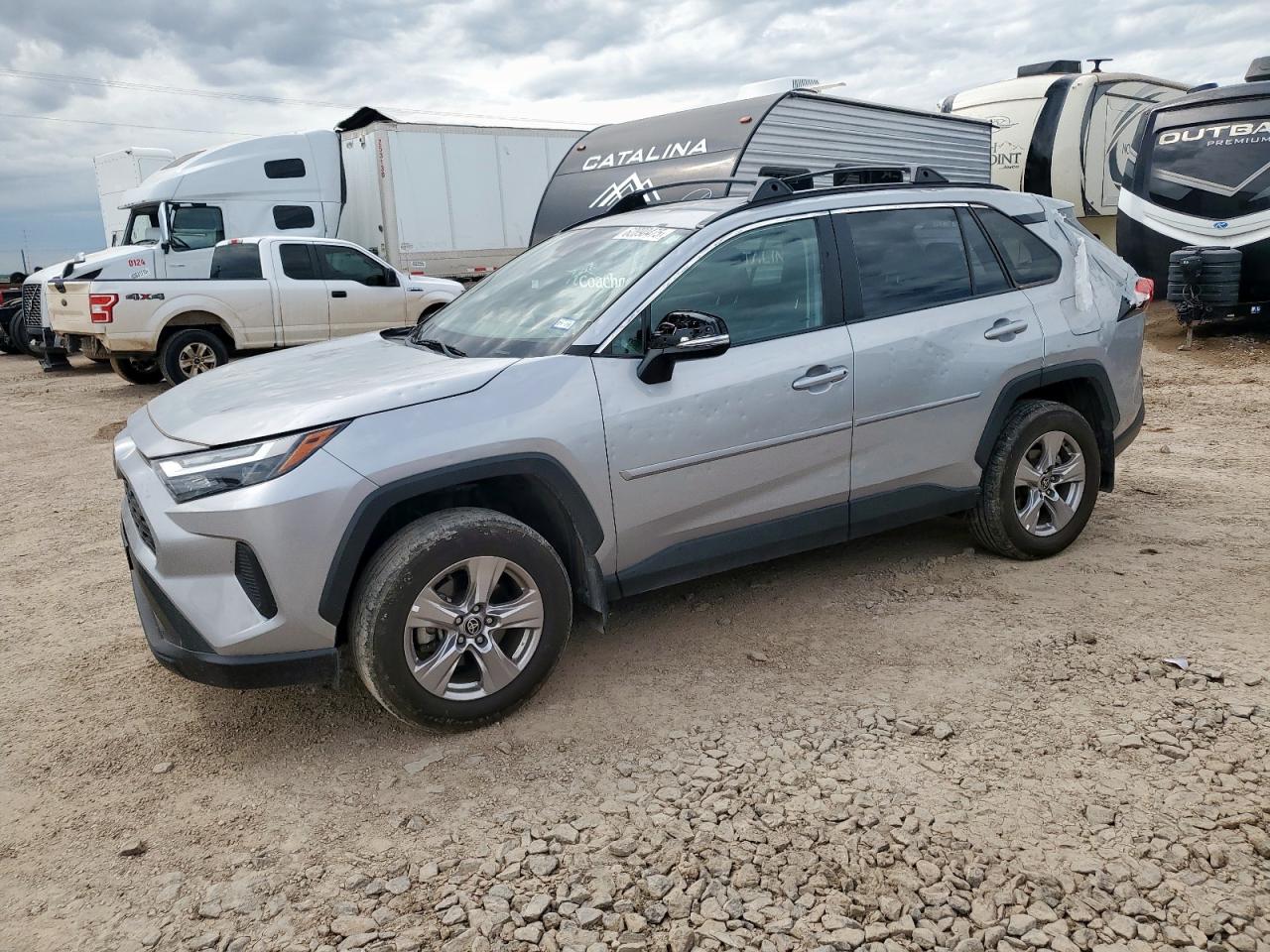 TOYOTA RAV4 XLE