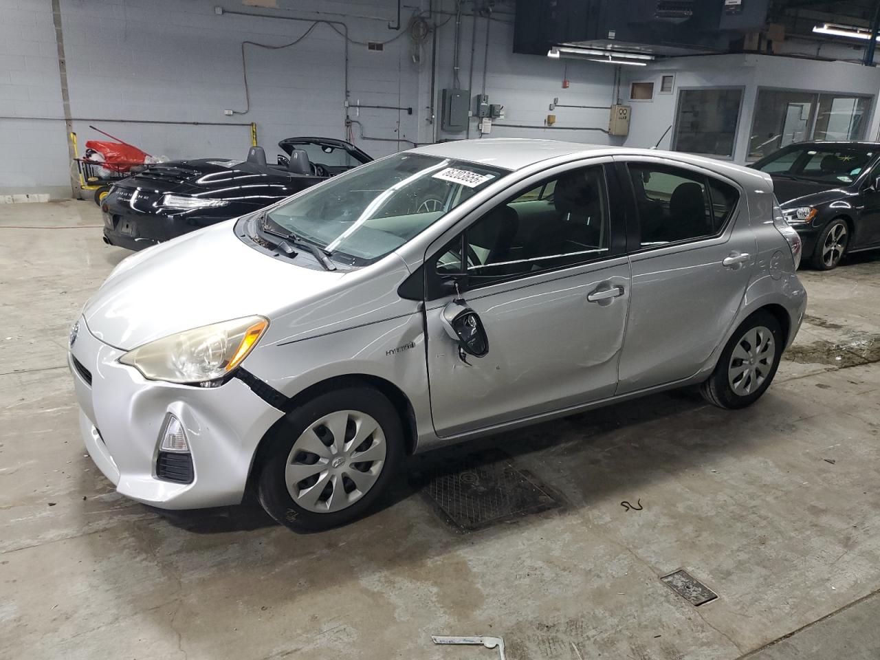 TOYOTA PRIUS C