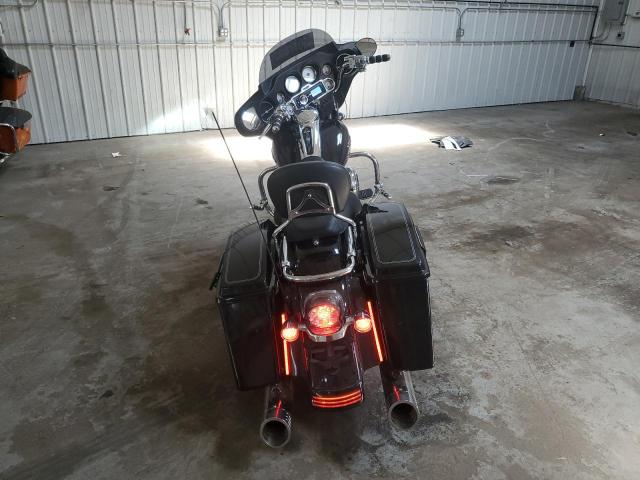 2008 HARLEY-DAVIDSON FLHX 1HD1KB4158Y617256